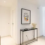 Private Jacuzzi, 3 Pools, Grill, Parking, Ac * Torrevieja