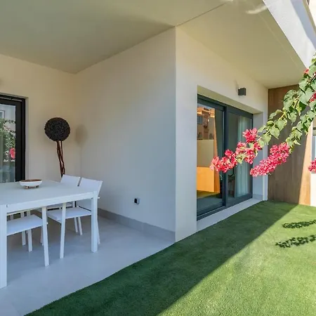 Apartman Private Jacuzzi, 3 Pools, Grill, Parking, Ac Torrevieja