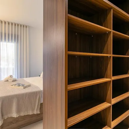 Apartamento Private Jacuzzi, 3 Pools, Grill, Parking, Ac