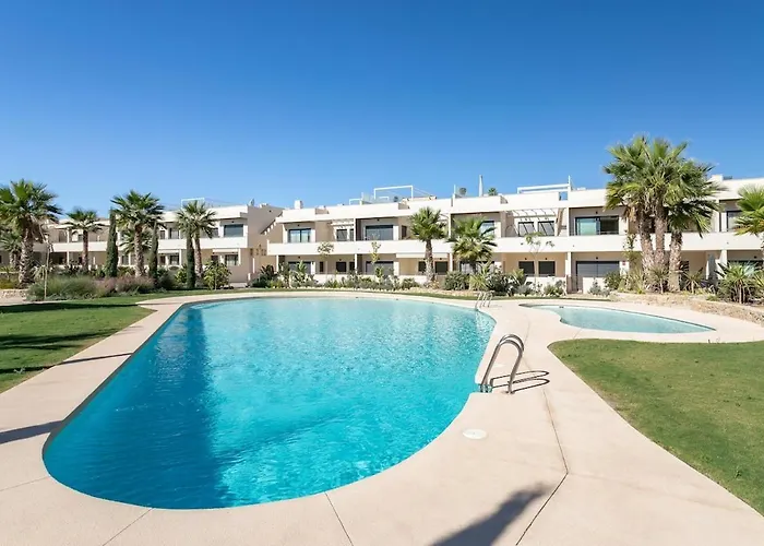 Private Jacuzzi, 3 Pools, Grill, Parking, Ac Daire