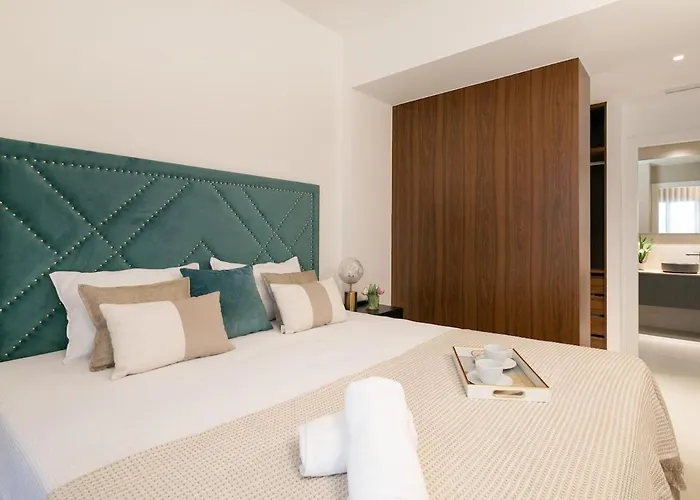 Private Jacuzzi, 3 Pools, Grill, Parking, Ac * Torrevieja