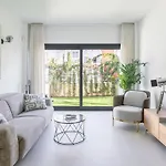 Private Jacuzzi, 3 Pools, Grill, Parking, Ac Торевьиа