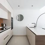 Private Jacuzzi, 3 Pools, Grill, Parking, Ac Торевьиа
